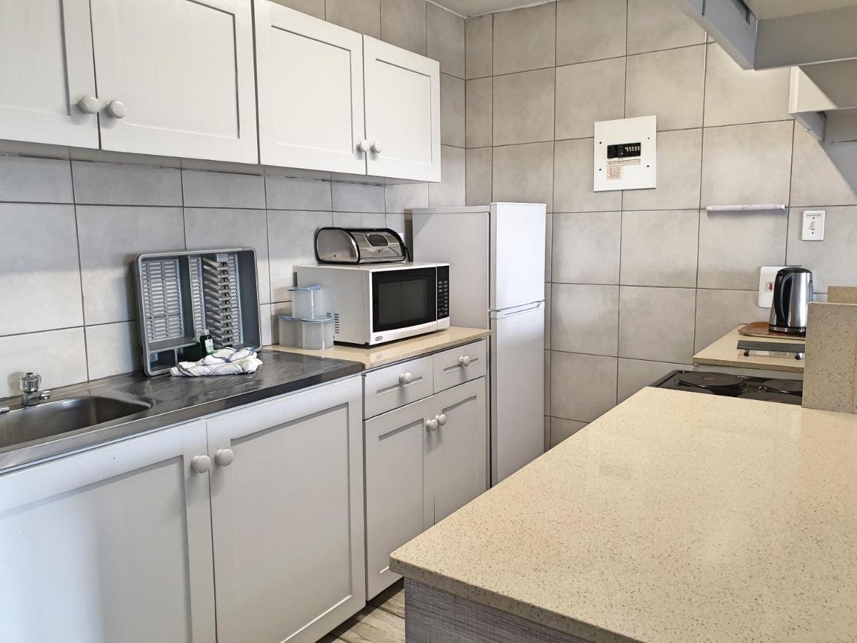 Gooderson Leisure Silver Sands 2 Self Catering And Timeshare Lifestyle Resort 德班 外观 照片